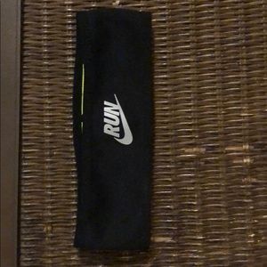 Nike Therma-fit headband